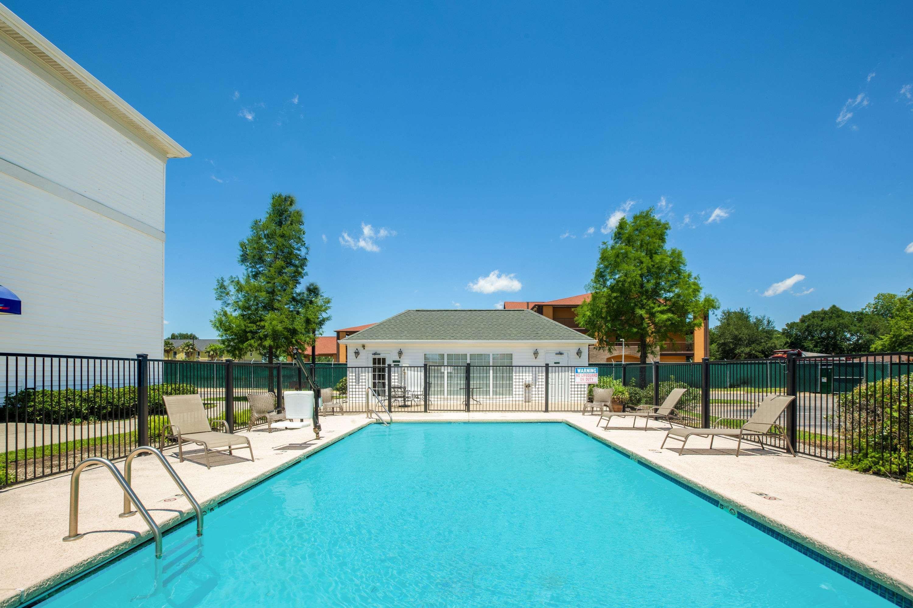 Baymont By Wyndham Lafayette Airport Otel Dış mekan fotoğraf